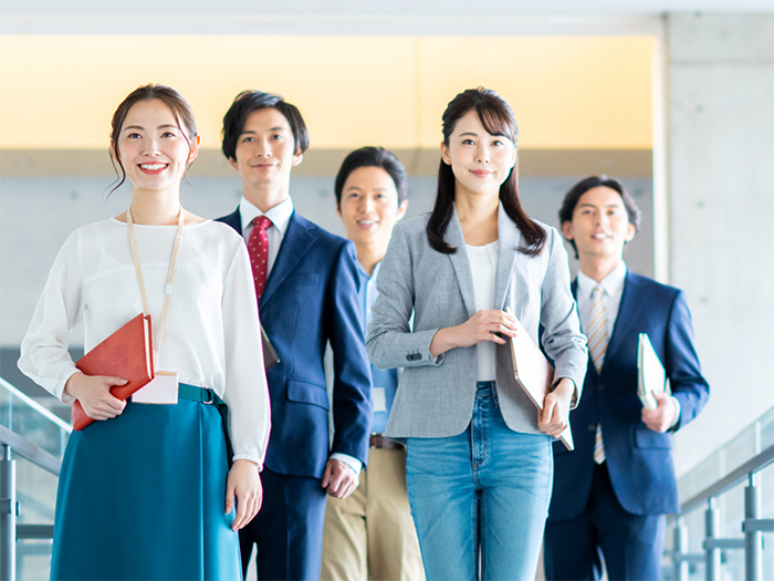 スタッフ管理、請求・入金管理、 給与、会計までトータル管理